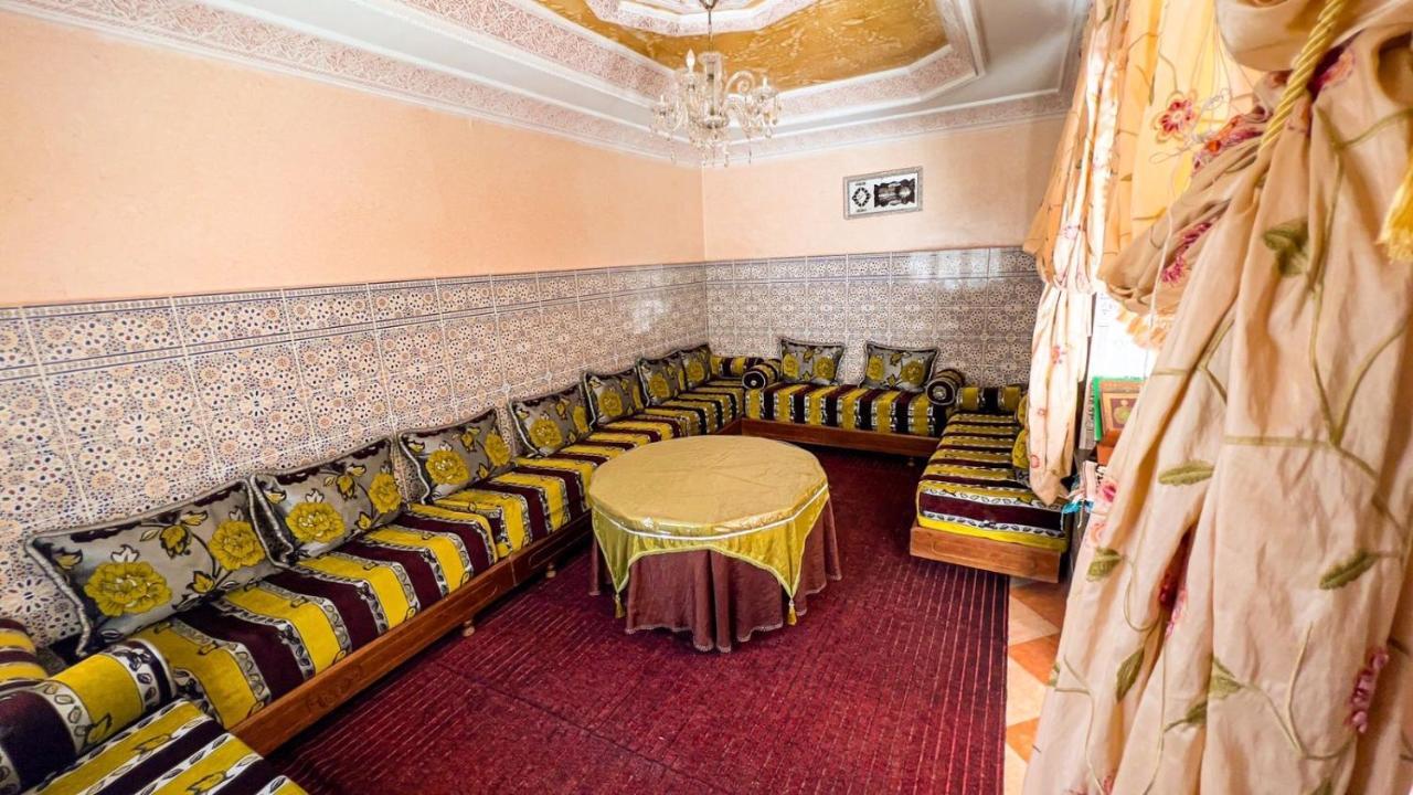 Dar Haut De Gamme Et A Un Prix Imaginaire Hostcom For Families Only Oujda Eksteriør bilde