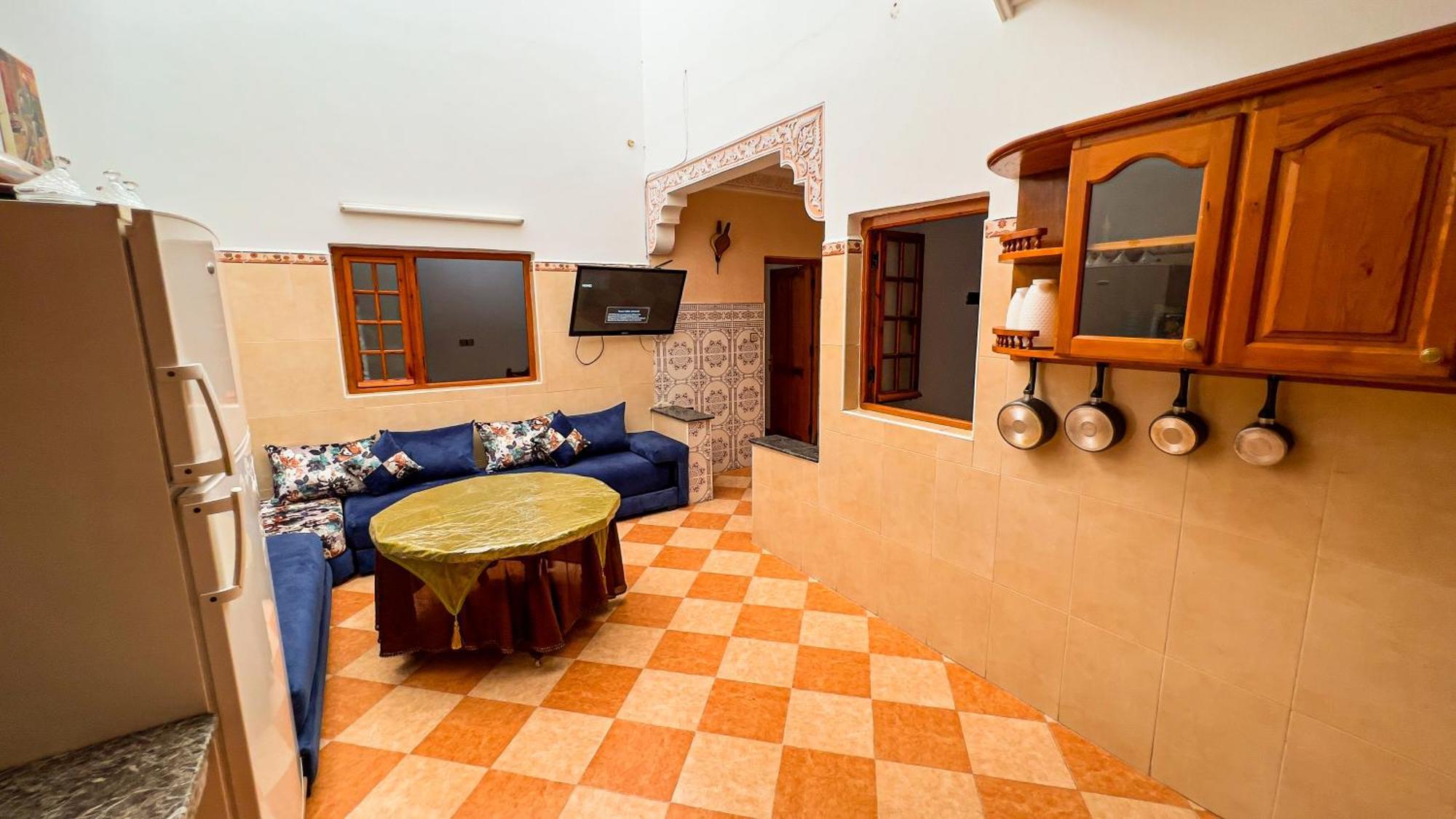 Dar Haut De Gamme Et A Un Prix Imaginaire Hostcom For Families Only Oujda Eksteriør bilde